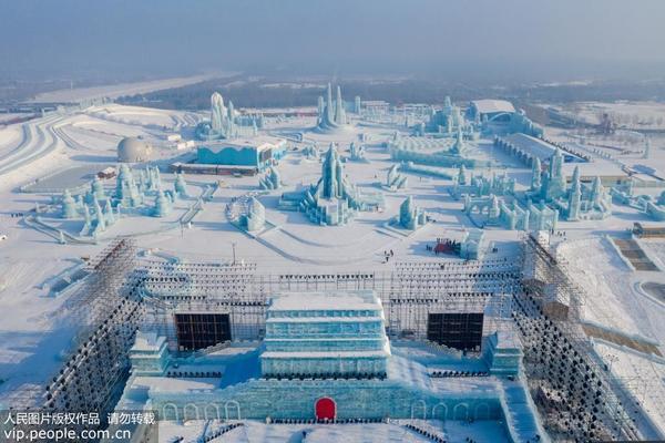哈尔滨冰雪大世界 感受唯美的冰雪建筑